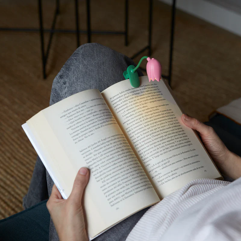 Tulip Book Light - Image 3